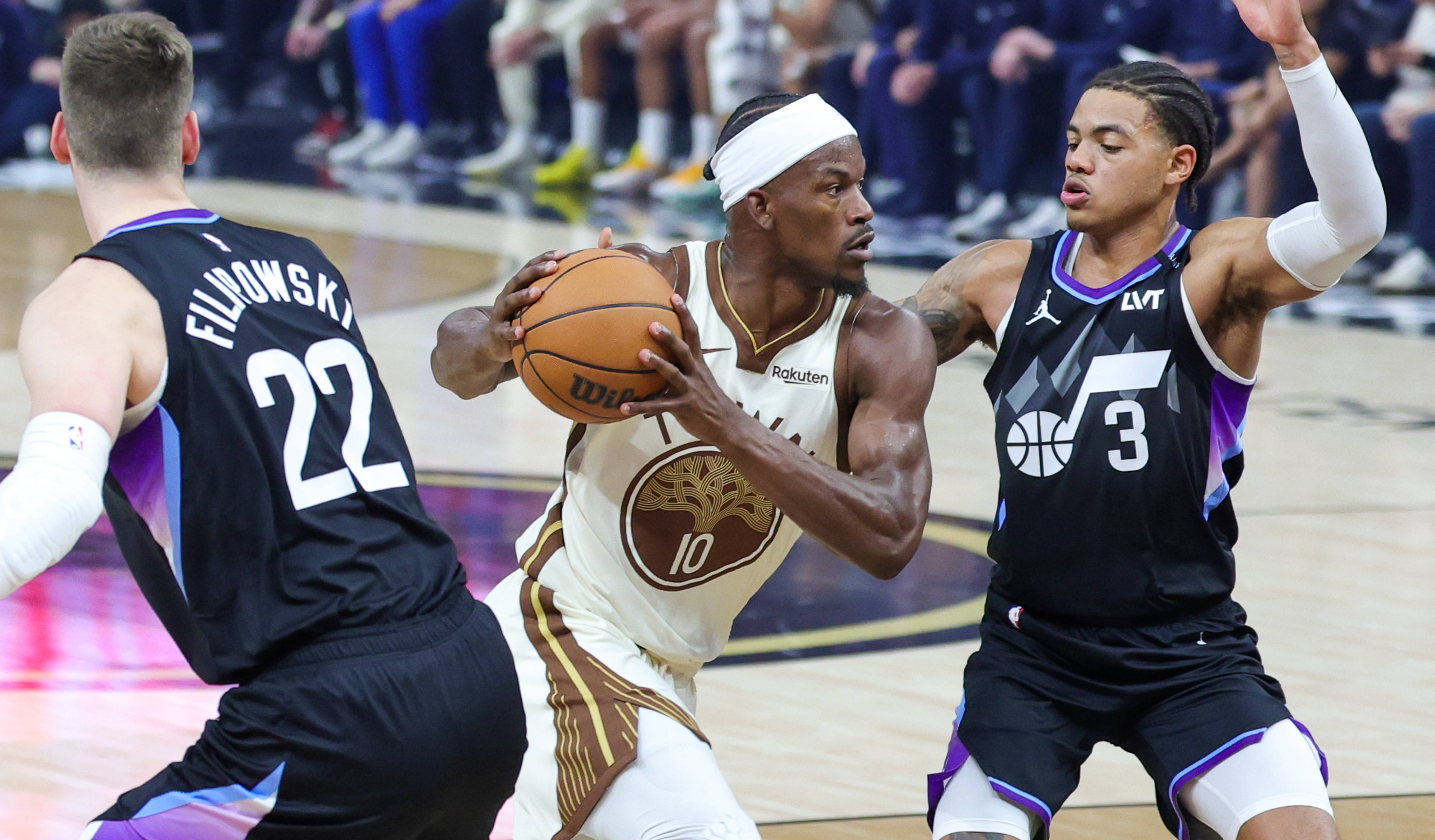 赛前体能课后;密尔沃基雄鹿止住颓势备战NBA常规赛;态度坚定;训练强度明显提升的简单介绍-开云在线